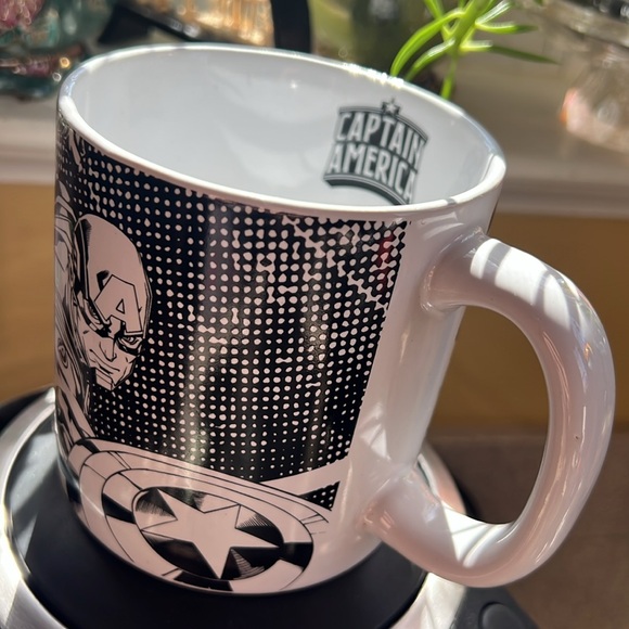 CAPTAIN AMERICA 20oz MUG  **(NEW with Tag)** - Picture 6 of 16